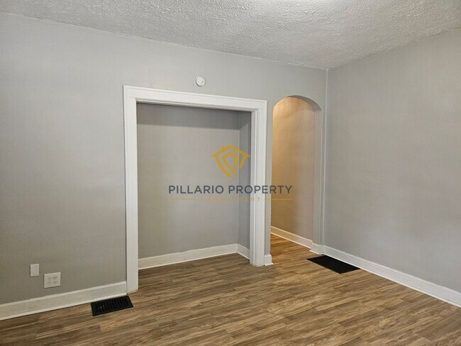 Building Photo - 3709-3711 Brookside Pkwy S Dr