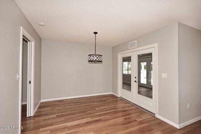 Building Photo - 10402 W Wininger Cir