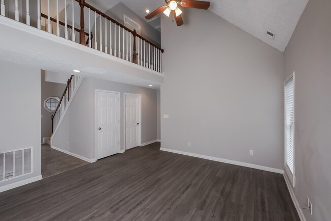 Building Photo - 8507 Bucking Trail Ct