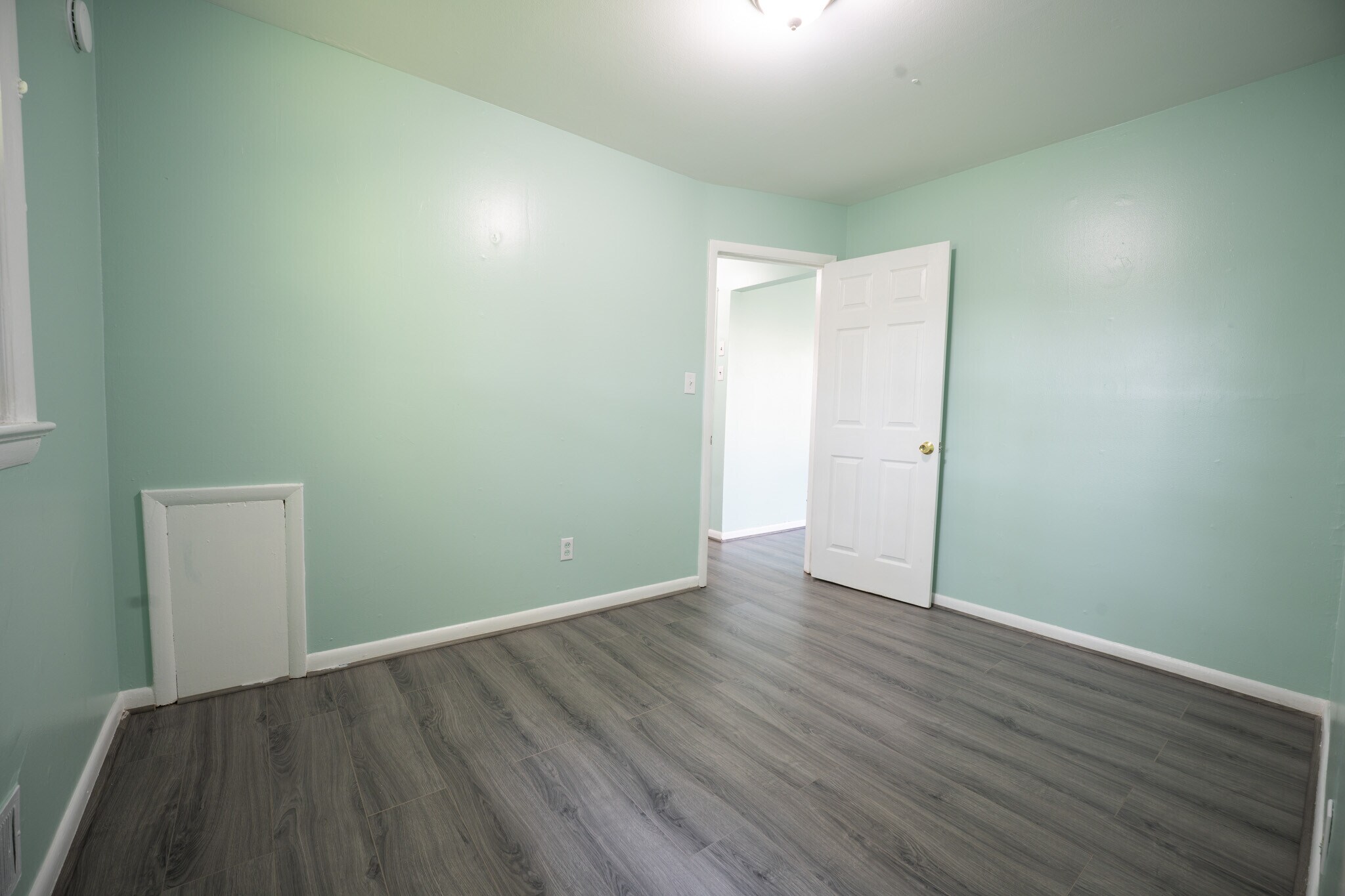 Building Photo - 5703 Kennedy St