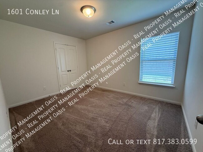 Building Photo - 1601 Conley Ln