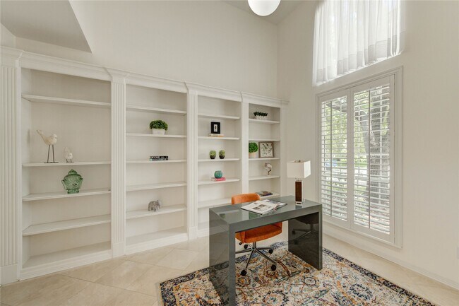 Building Photo - 13515 N Tracewood Bend
