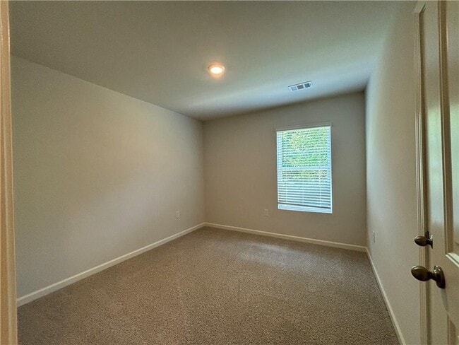 Building Photo - 472 Stoneybrook Dr