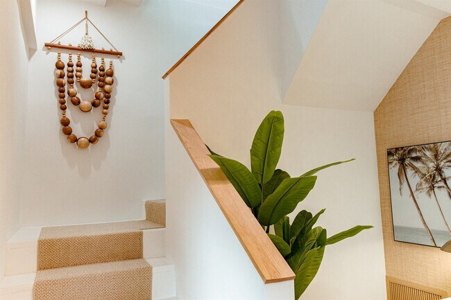 Building Photo - 610 38th St