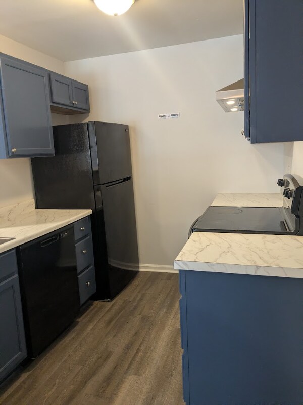 Building Photo - 2111 Peppertree St