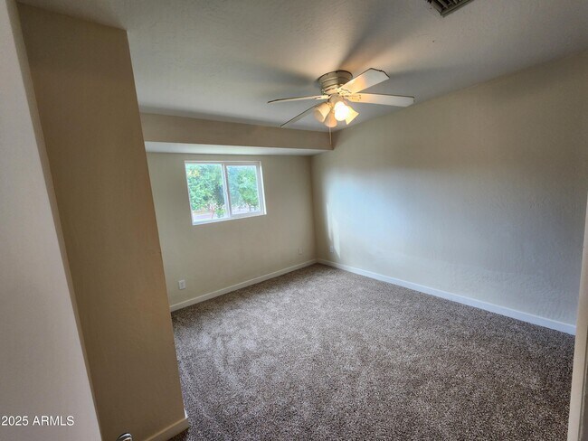 Building Photo - 4569 S Mill Ave