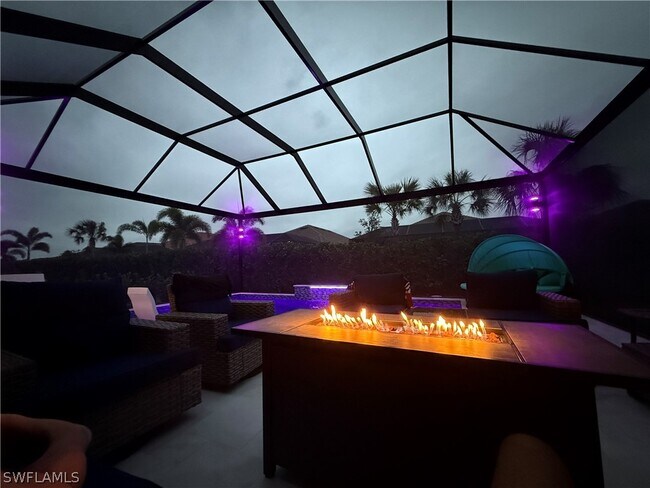 Building Photo - 15565 Vittorio St