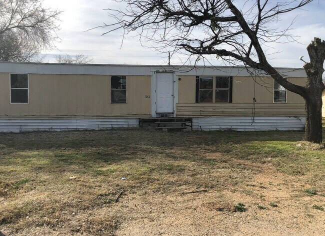 Building Photo - 512 Oriole Dr