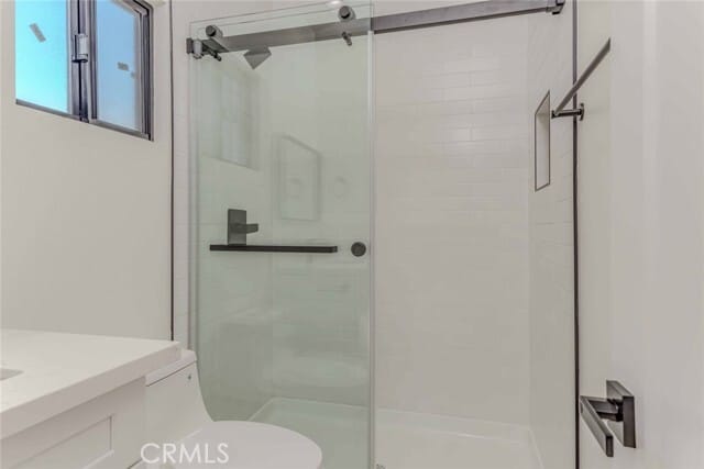 Building Photo - 5825 View Cir