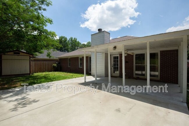 Building Photo - 4015 Shade Valley Dr