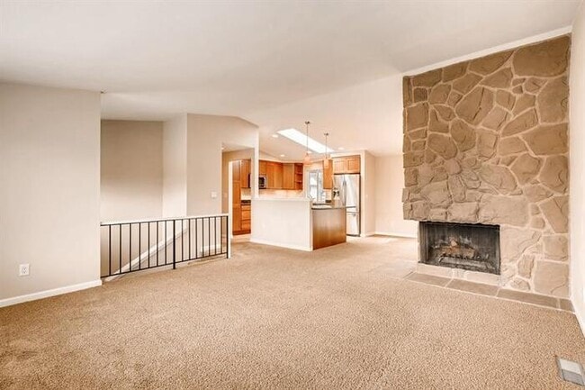 Building Photo - 10224 63rd Ave Ct E, Puyallup, WA, 98373