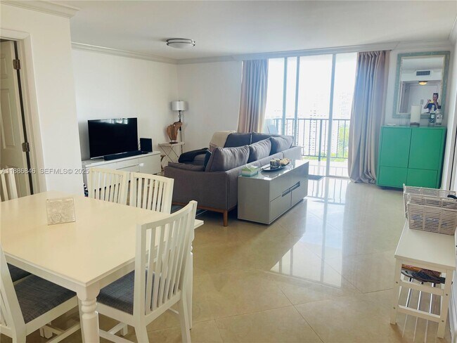 Building Photo - 2750 NE 183rd St