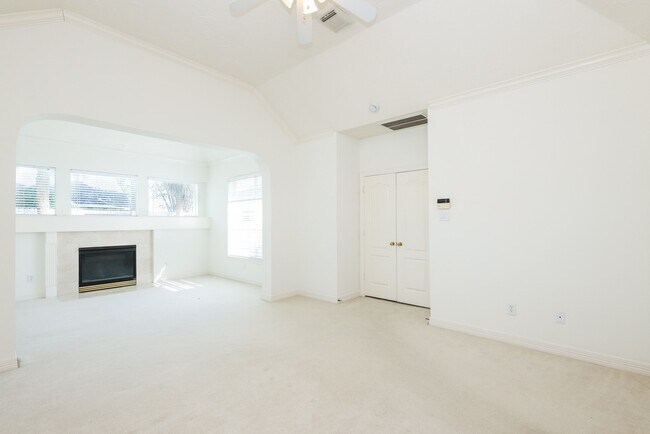 Building Photo - 12128 Arroyo Verde Ln