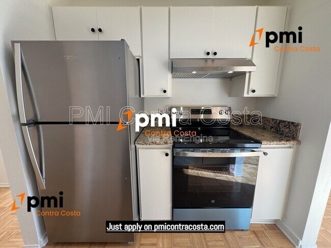 Building Photo - 460 N Civic Dr