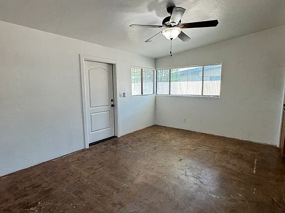 Building Photo - 120 N Campbell Ave