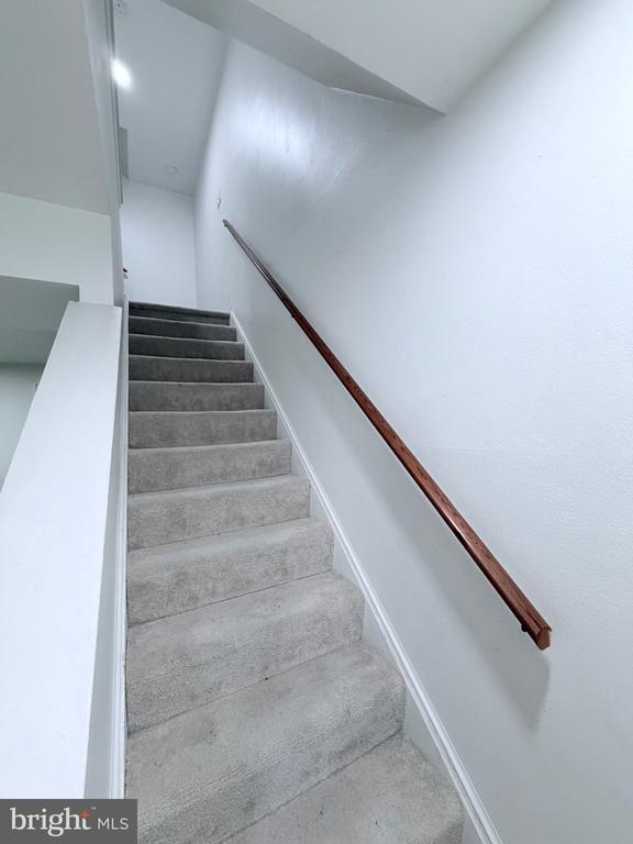 Building Photo - 24 Wilcox Ct