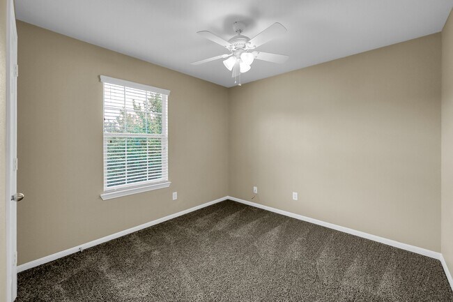 Building Photo - 155 Binnacle Ct