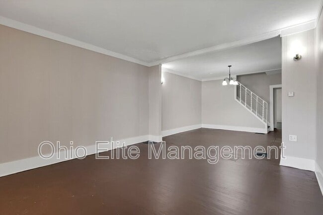 Building Photo - 2709 Sullivant Ave