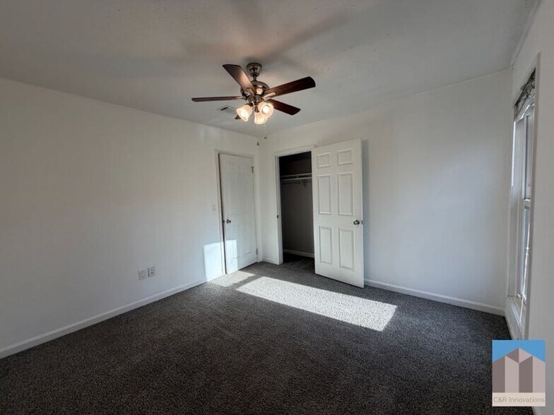 Building Photo - 2467 Verner Rd