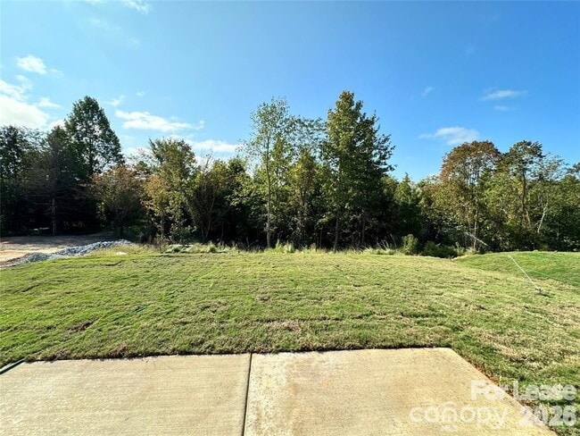 Building Photo - 122 Old Home Rd