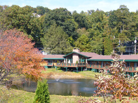 Blowing Rock Lodge In Summer - 197 Old US Highway 321