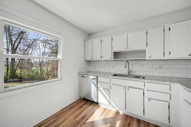 Building Photo - 2 Bedroom/2 Bath Home in Polkton