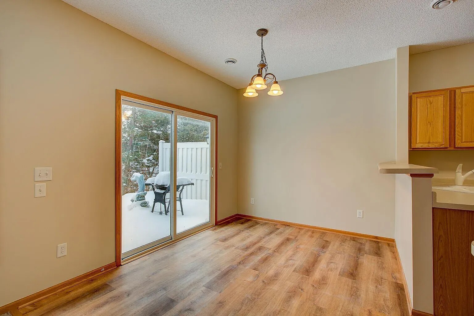 Building Photo - 321 Heritage Trl