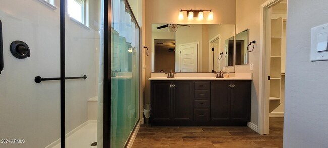 Building Photo - 27057 N Skipping Rock Rd