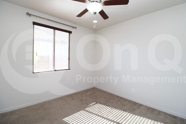 Building Photo - 26018 N 52nd Ln