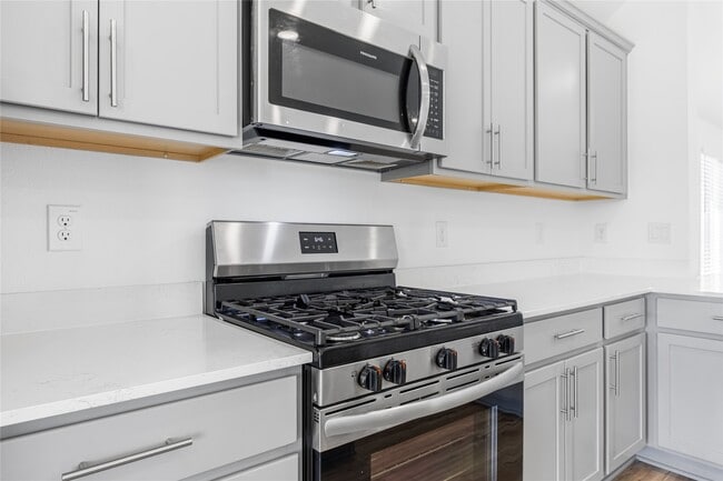 Building Photo - 2627 Olivine Stone Dr