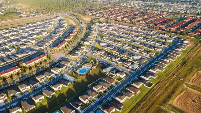 Building Photo - 4809 Vellacito Way