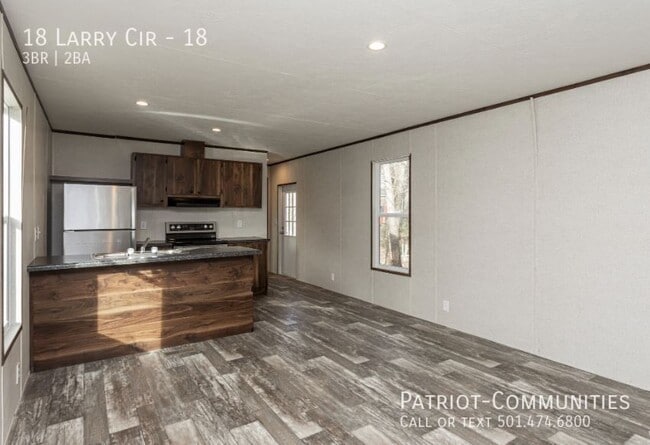 Building Photo - 18 Larry Cir