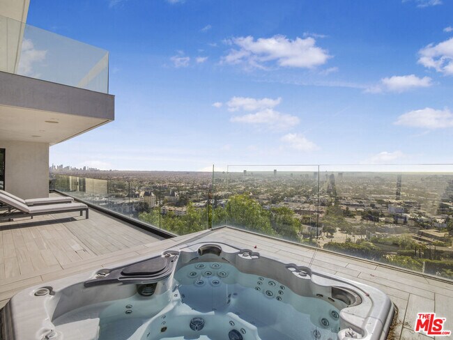 Building Photo - 1600 Marlay Dr