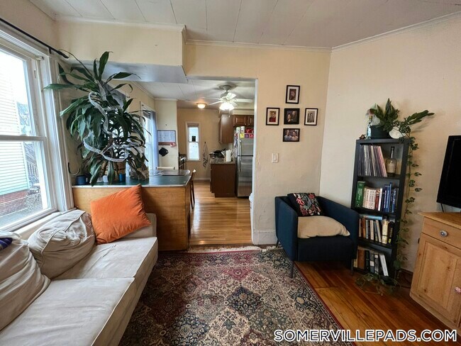 Building Photo - 12-14 Hancock St