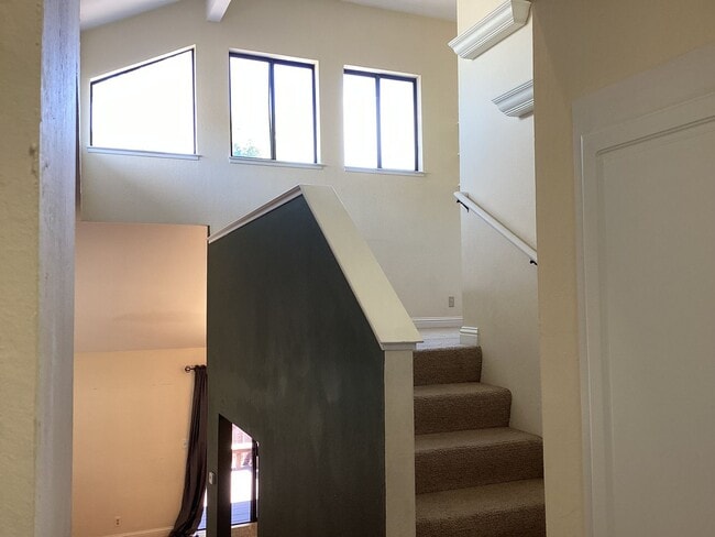 Building Photo - Willowbrook Aptos