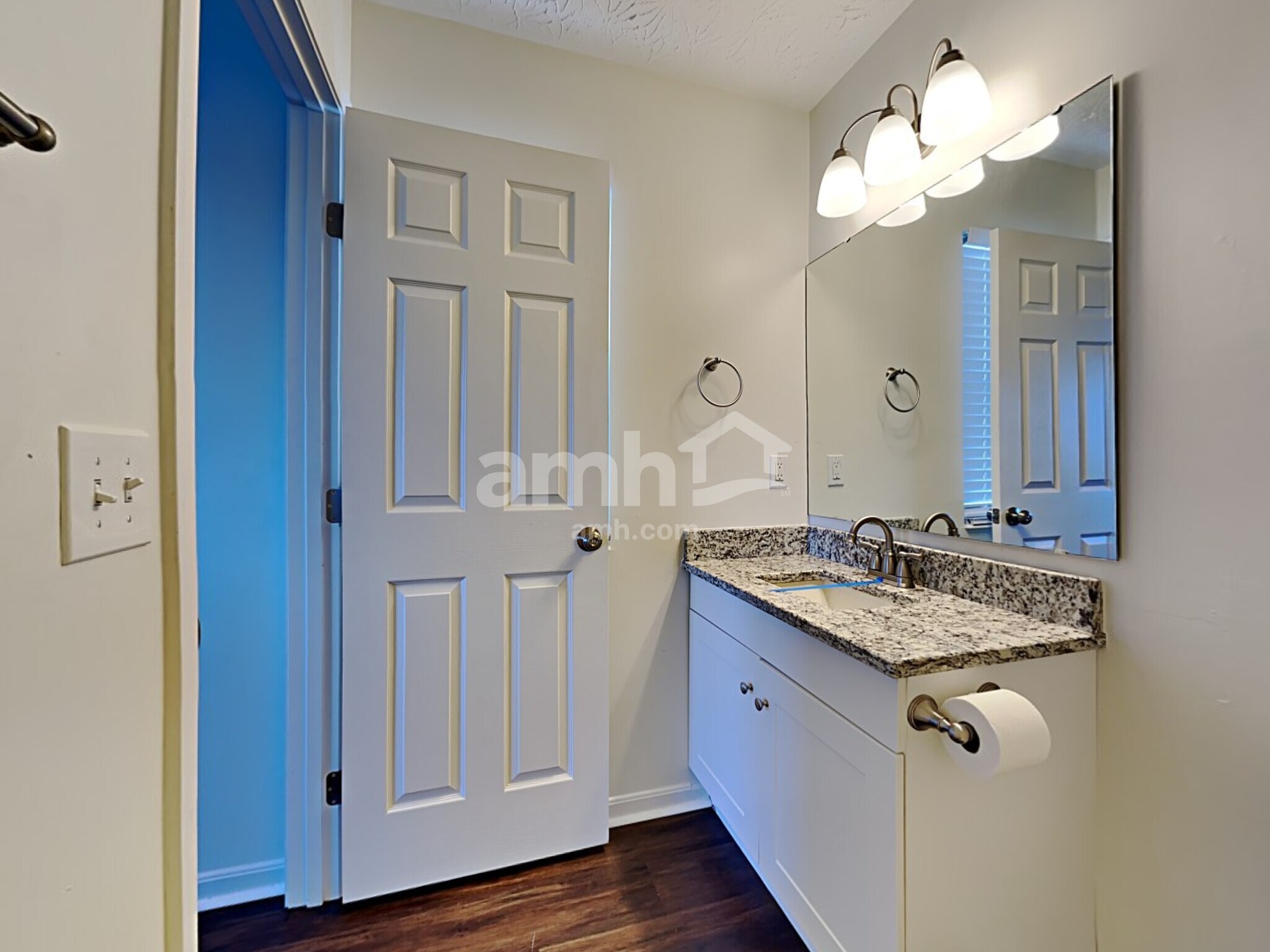 Building Photo - 6697 Bedington Ln