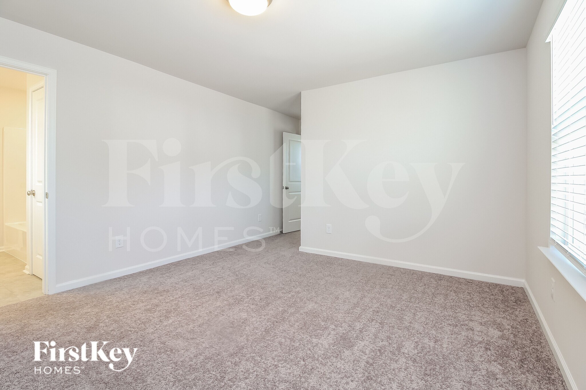 Building Photo - 412 Stonefence Dr