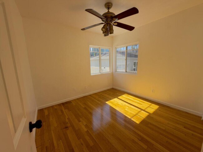 Building Photo - 731 Beryl St