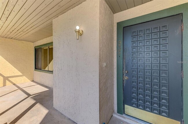 Building Photo - 935 Sunridge Way