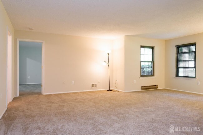 Building Photo - 98 Griggs Pl