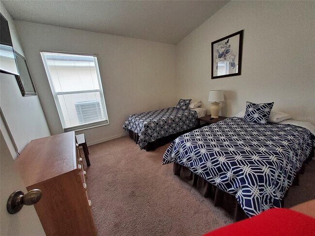 Building Photo - 944 Lockbreeze Dr