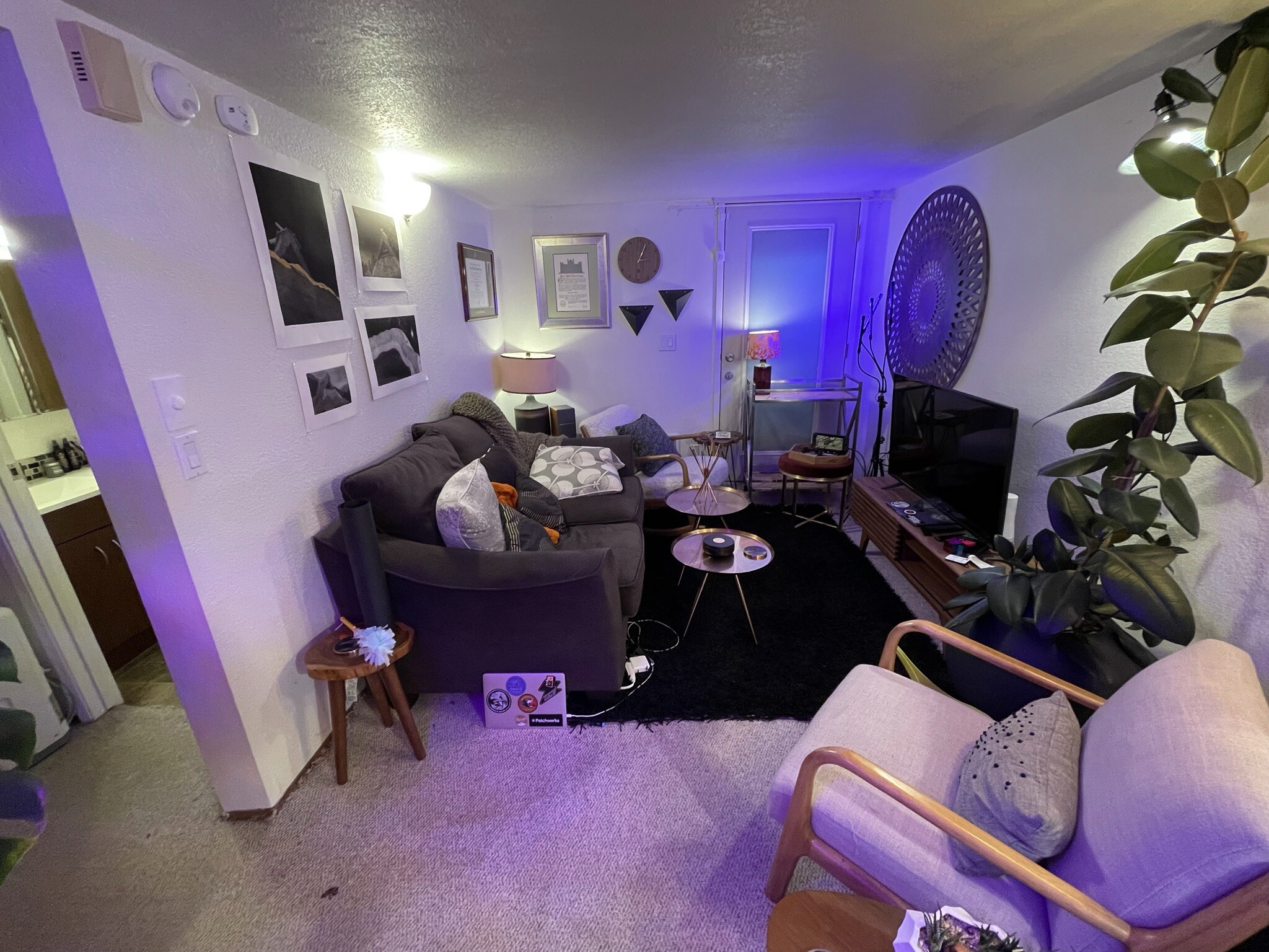 Building Photo - 2111 17th Ave S