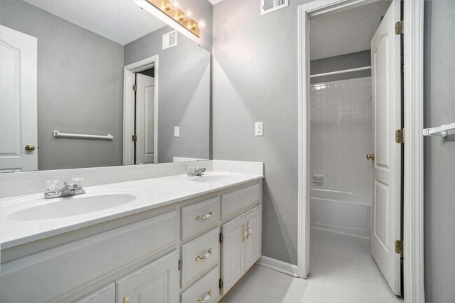 Building Photo - 4 Bed 3 Bath home in BlueValley