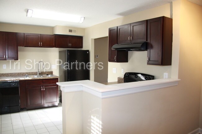 Building Photo - Available for Immediate Move In