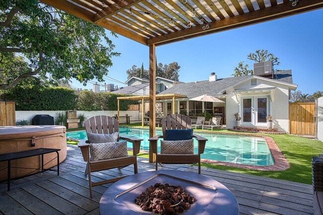 Building Photo - 22140 Ybarra Rd