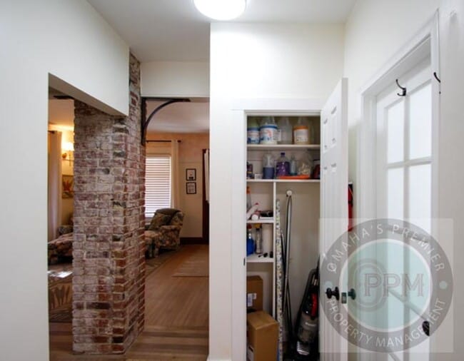 Building Photo - 822 N 50th Ave