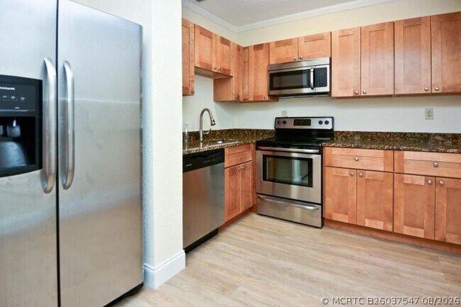 Building Photo - 2600 Fiore Way