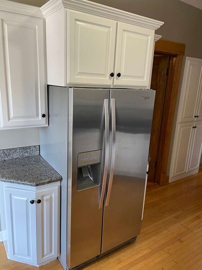 Kitchen, with food pantry on right - 1211 W Newport Ave