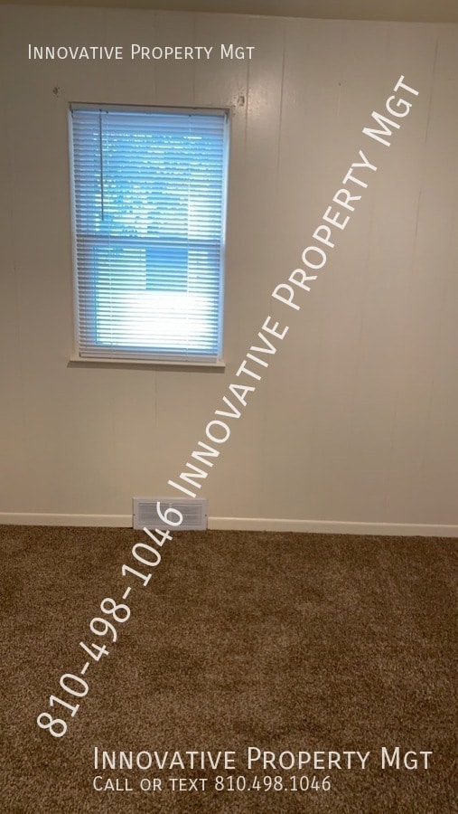 Building Photo - 2106 E Bristol Rd