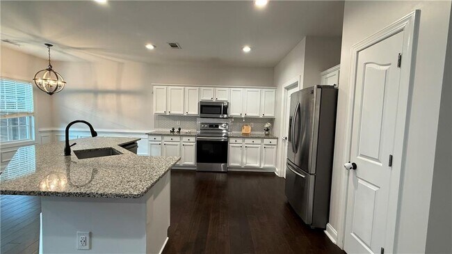 Building Photo - 5240 Cedar Shoals Dr
